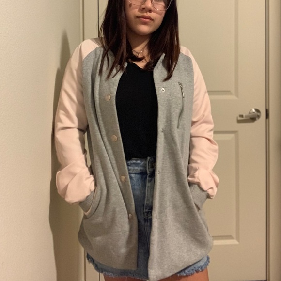 Light pink and grey jacket - Picture 4 of 4